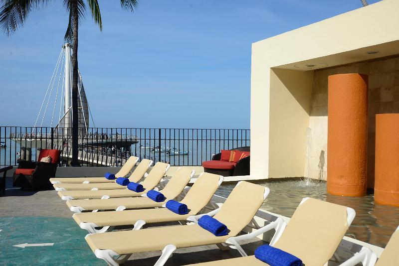Hotel Delfin Puerto Vallarta Exteriör bild