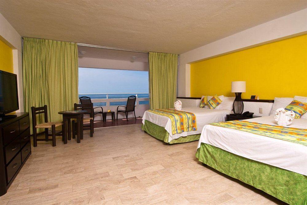 Hotel Delfin Puerto Vallarta Exteriör bild