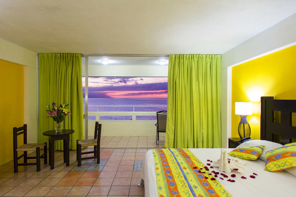 Hotel Delfin Puerto Vallarta Exteriör bild