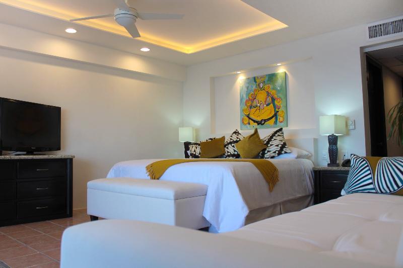 Hotel Delfin Puerto Vallarta Exteriör bild